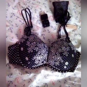 Victoria's secret sexy little things bra new with tags and extra strap